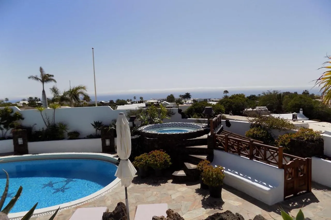 Finca Paraiso - Finest Villa With Incredible Views Over Puerto Del Carmen 푸에르토 델 카르멘