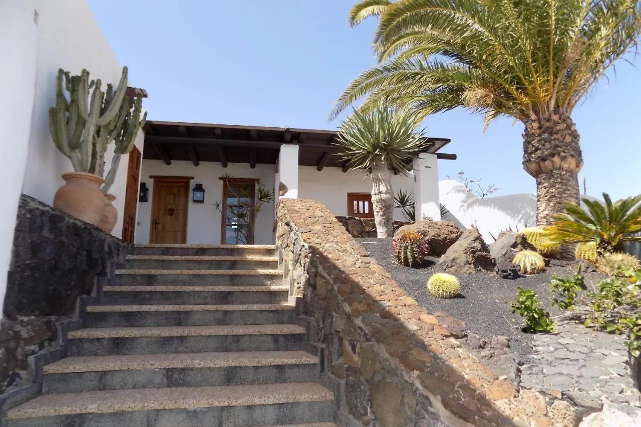 Finca Paraiso - Finest Villa With Incredible Views Over Puerto Del Carmen 푸에르토 델 카르멘 0*,