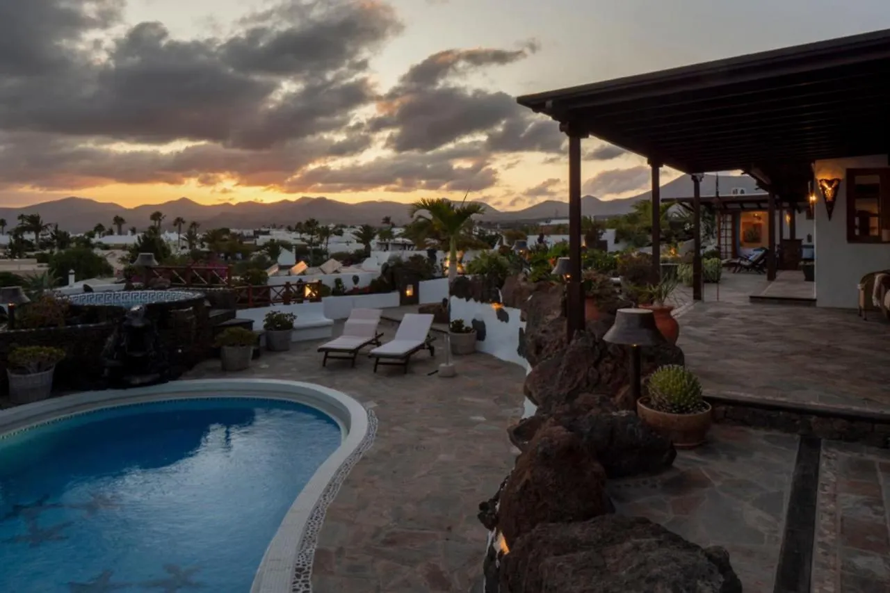 Finca Paraiso - Finest Villa With Incredible Views Over Puerto Del Carmen 푸에르토 델 카르멘
