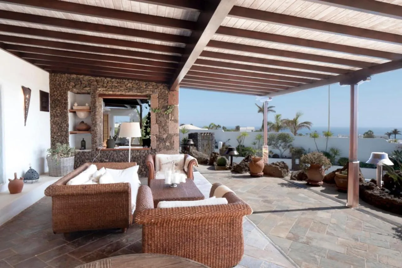 Finca Paraiso - Finest Villa With Incredible Views Over Puerto Del Carmen Puerto del Carmen  Spanien