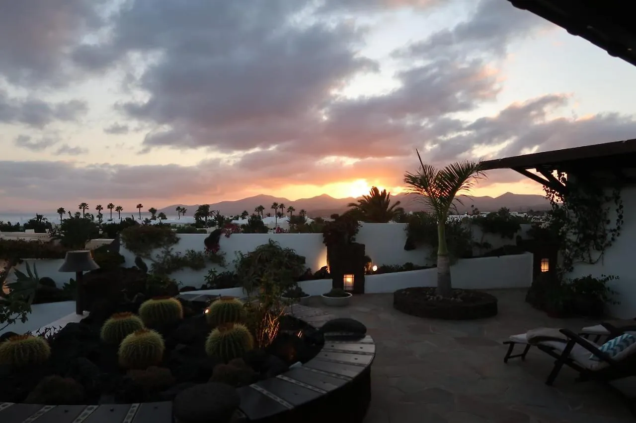 Finca Paraiso - Finest Villa With Incredible Views Over Puerto Del Carmen Puerto del Carmen  Spanien