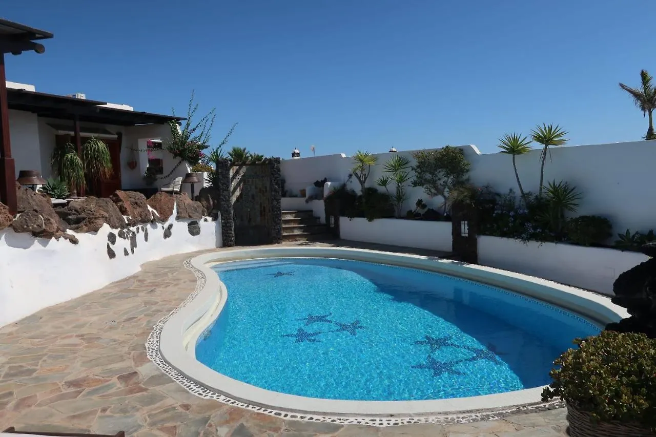 Finca Paraiso - Finest Villa With Incredible Views Over Puerto Del Carmen Puerto del Carmen  0*, Puerto del Carmen (Lanzarote) Spanien